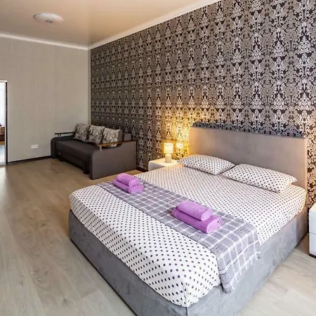 With 2 Bedroom Near Opera House Gorodotska 27 Str With Parking דירה