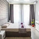 Apartamento With 2 Bedroom Near Opera House Gorodotska 27 Str With Parking Leópolis