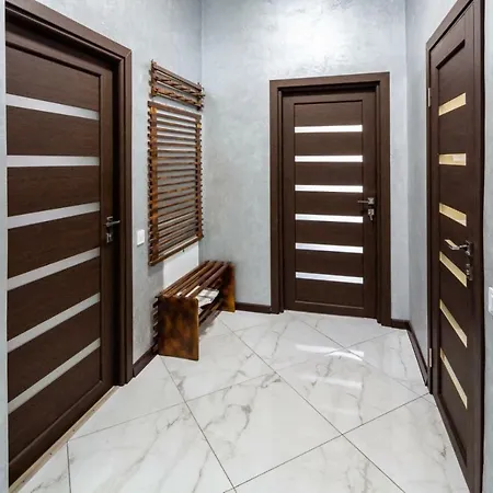 With 2 Bedroom Near Opera House Gorodotska 27 Str With Parking Apartment Lviv