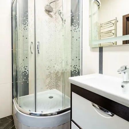With 2 Bedroom Near Opera House Gorodotska 27 Str With Parking * Lviv