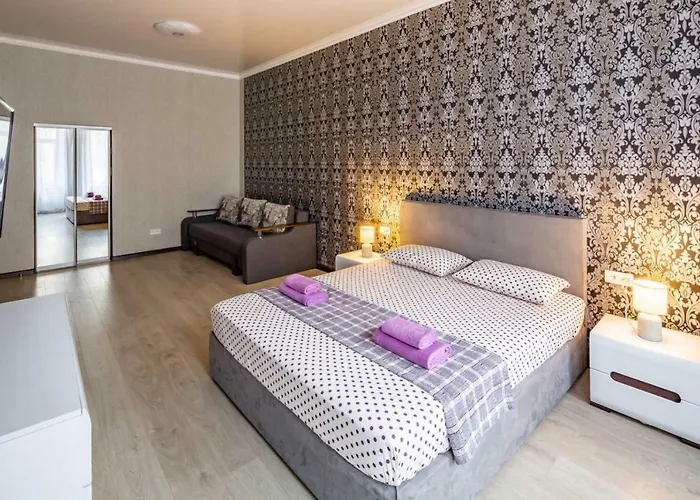 With 2 Bedroom Near Opera House Gorodotska 27 Str With Parking Lejlighed